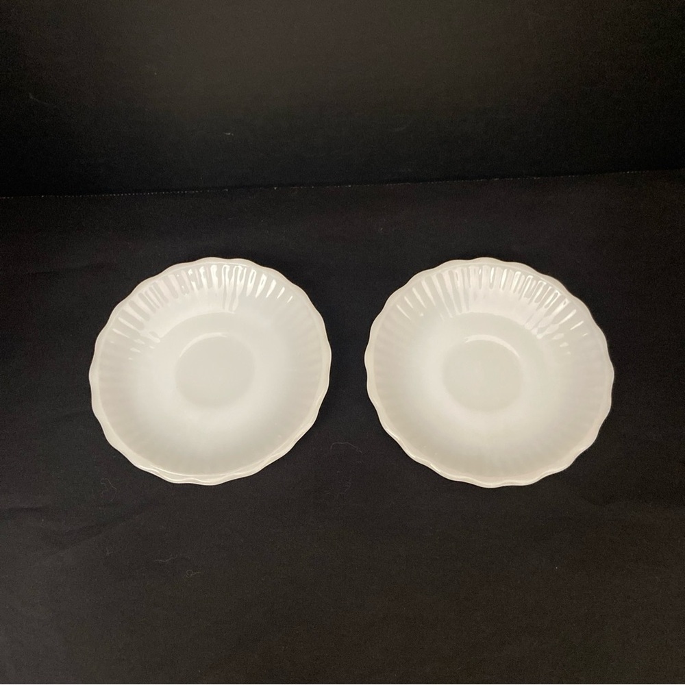 2 Vintage Fire King Anchor Hocking Milk Glass Saucers‎ 4.5” D Scalloped Edge
